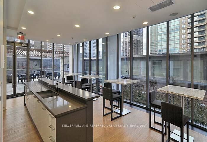 3902-33 Charles Street E, Toronto, ON, M4Y 0A2 - 33