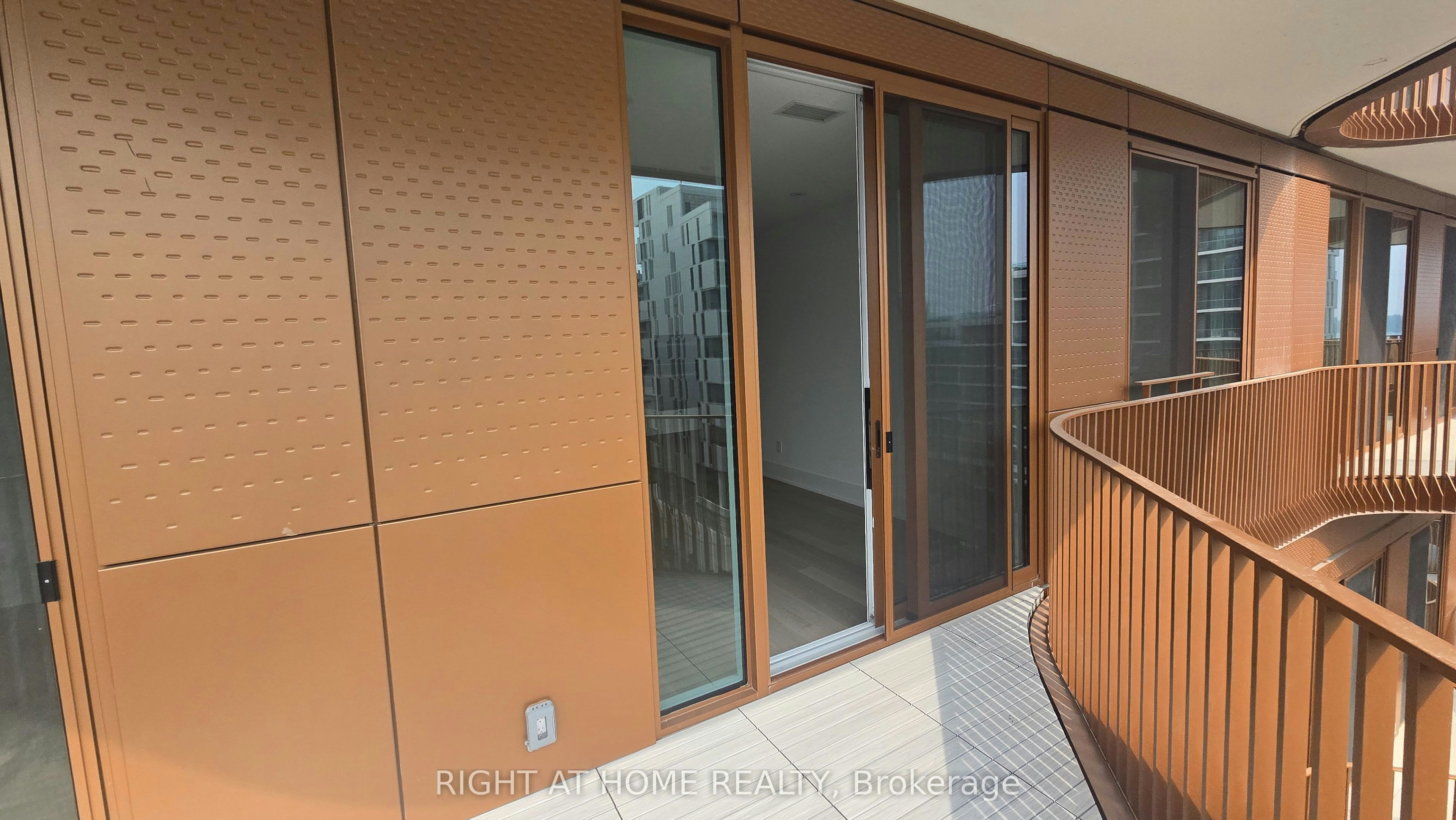 827-155 Merchants' Wharf N/A, Toronto, ON, M5A 0P2 - 42