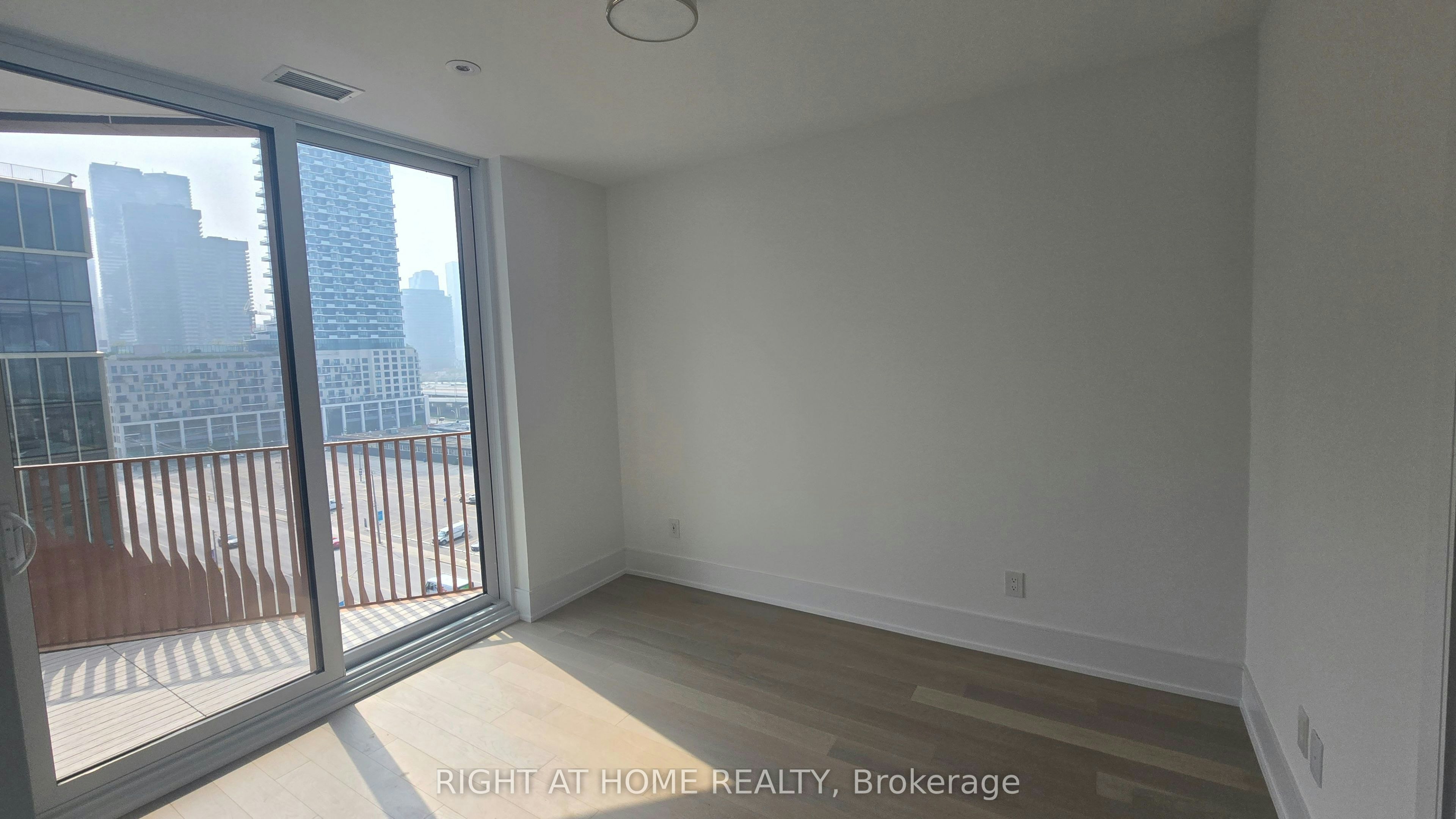 827-155 Merchants' Wharf N/A, Toronto, ON, M5A 0P2 - 38