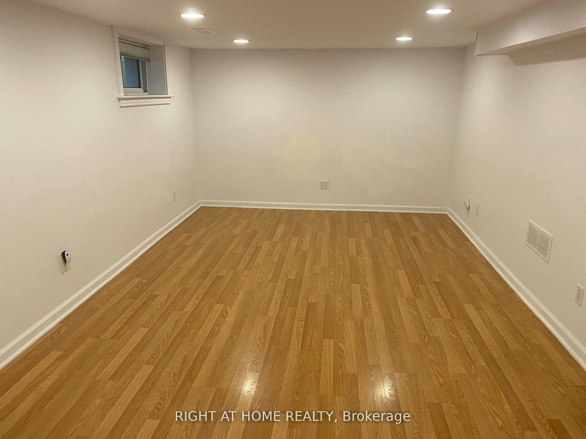 BASEMENT-36 Newton Drive, Toronto, ON, M2M 2M7 - 2