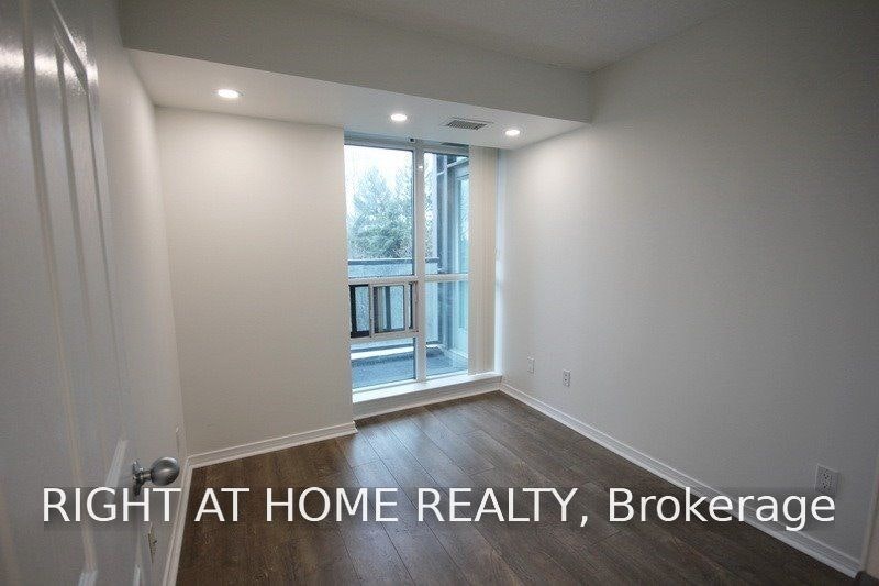 207-30 Harrison Garden Boulevard, Toronto, ON, M2N 7A9 - 11