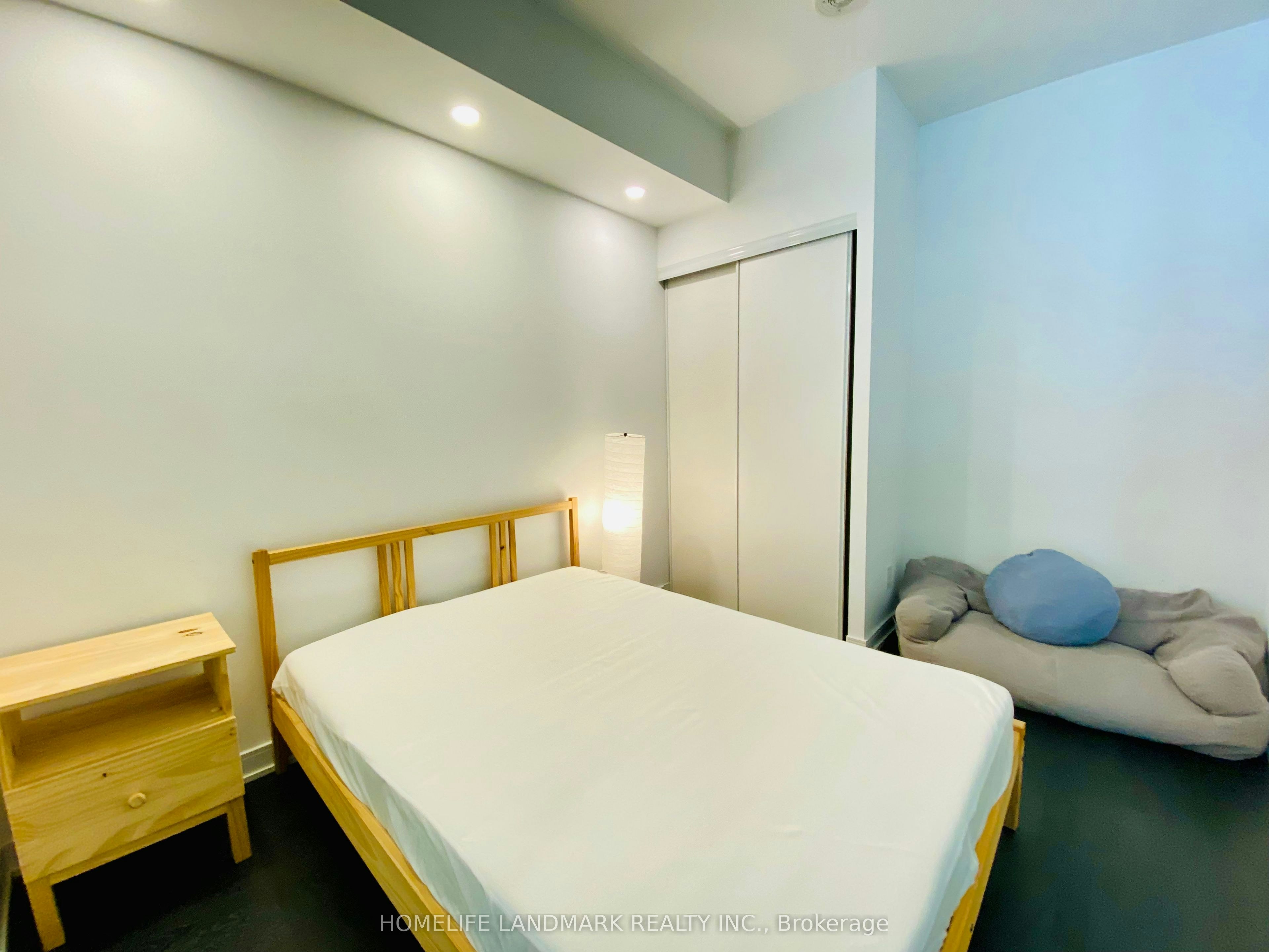 304-57 St Joseph Street, Toronto, ON, M5S 0C5 - 8