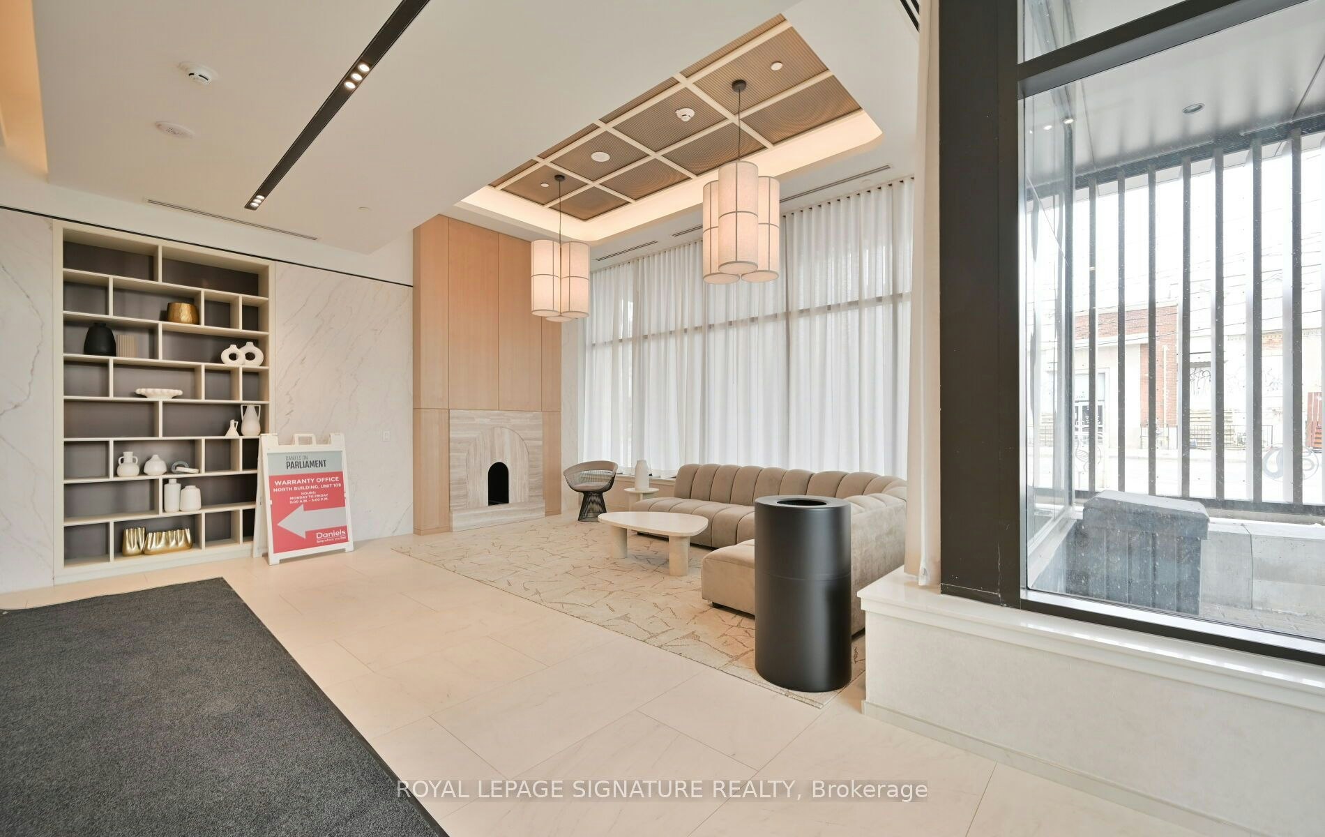 825-30 Dreamers Way, Toronto, ON, M5A 0Y7 - 6