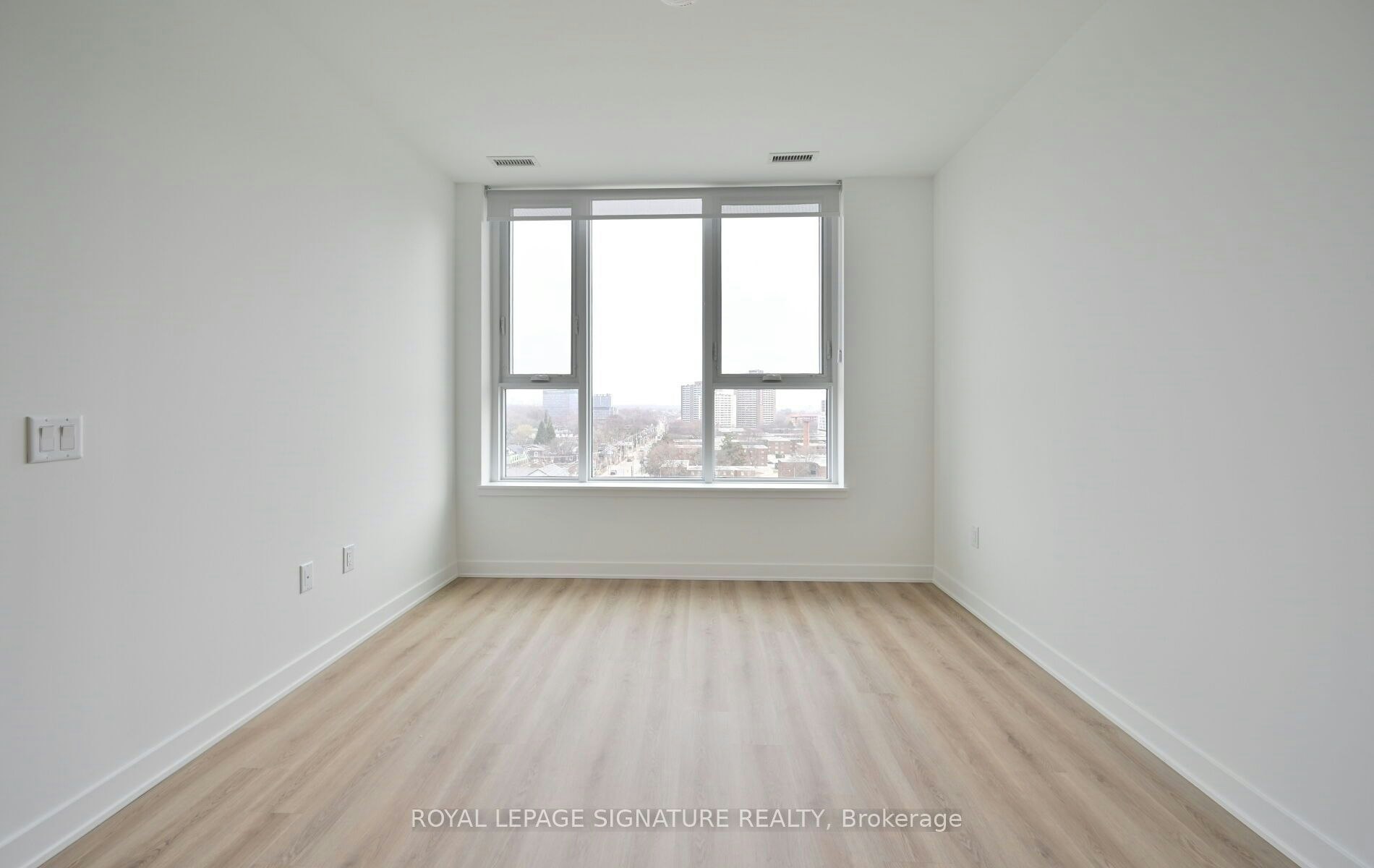 825-30 Dreamers Way, Toronto, ON, M5A 0Y7 - 30