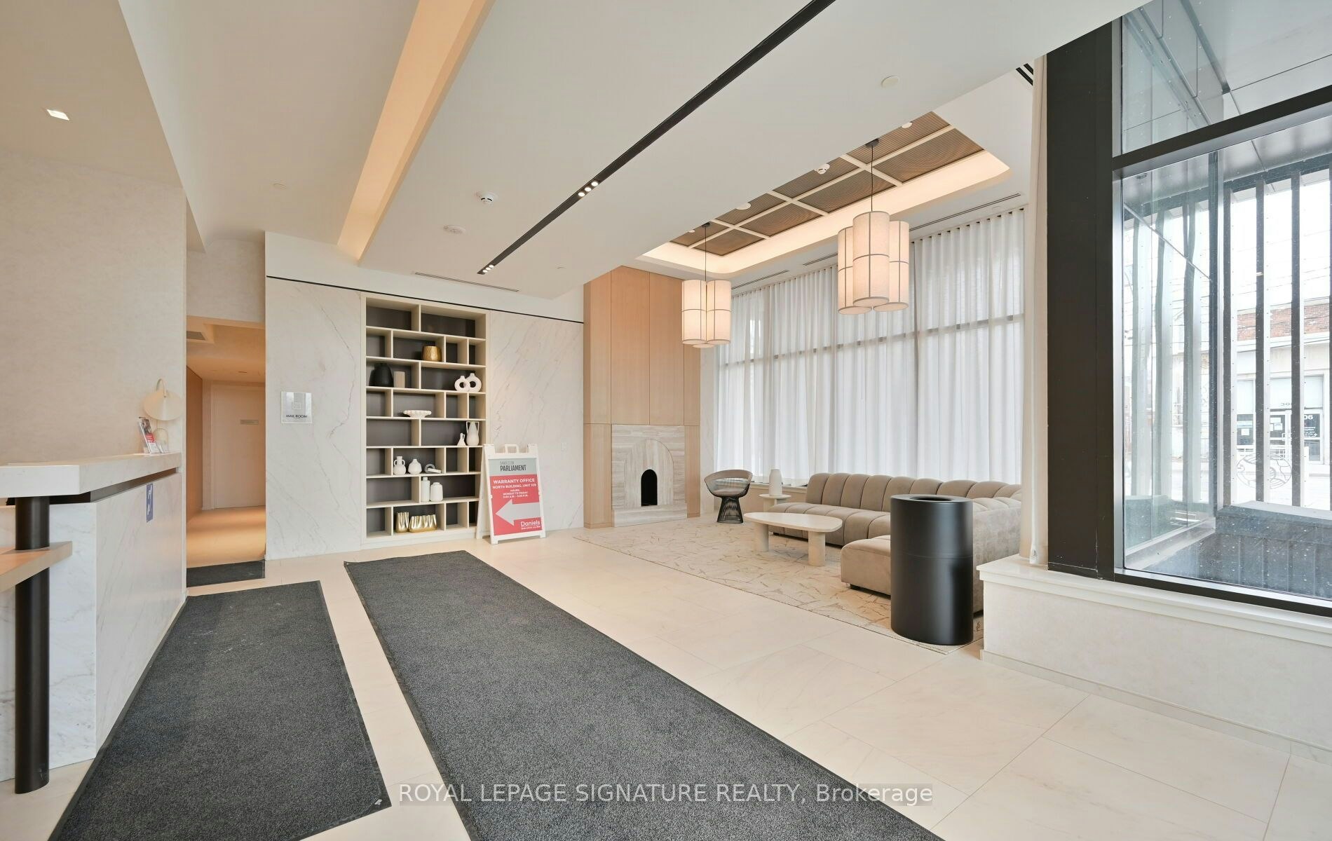825-30 Dreamers Way, Toronto, ON, M5A 0Y7 - 5