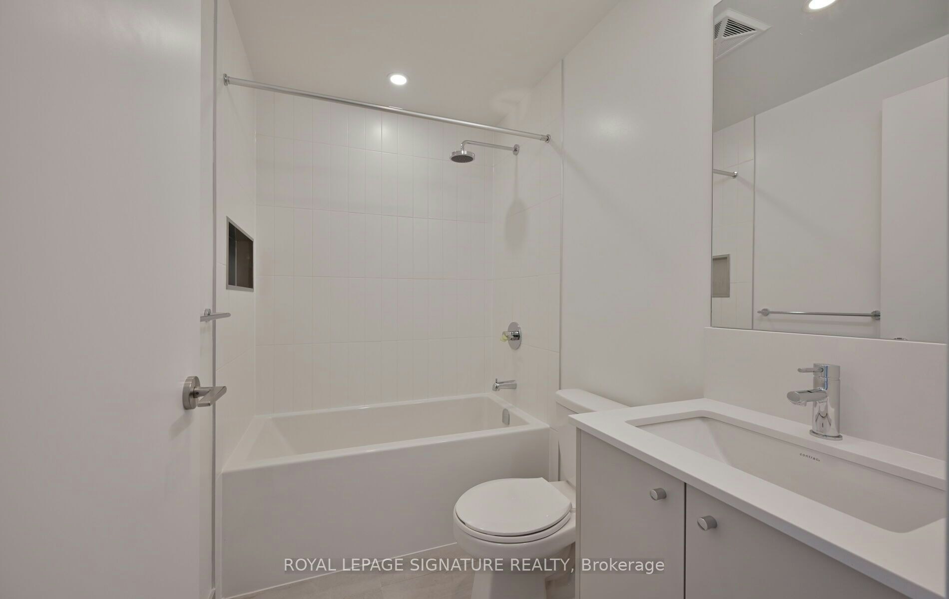 825-30 Dreamers Way, Toronto, ON, M5A 0Y7 - 13