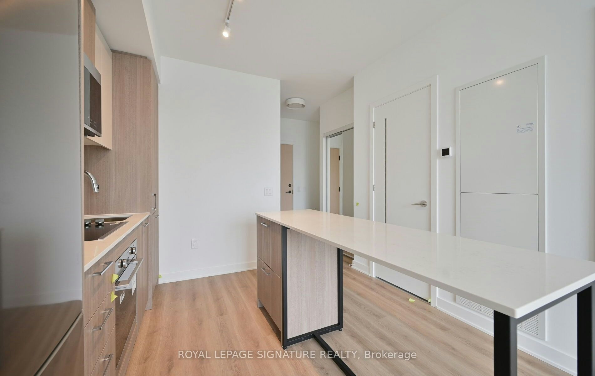 825-30 Dreamers Way, Toronto, ON, M5A 0Y7 - 24