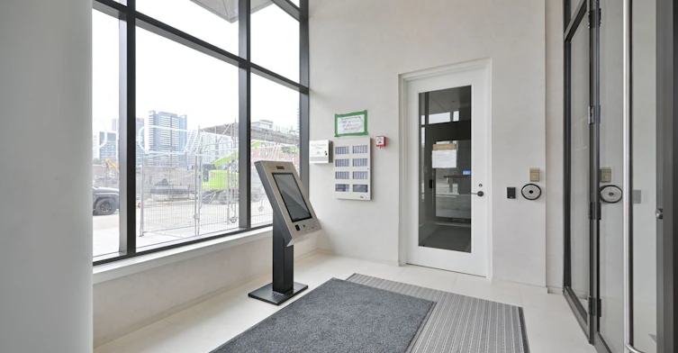 825-30 Dreamers Way, Toronto, ON, M5A 0Y7 - 4