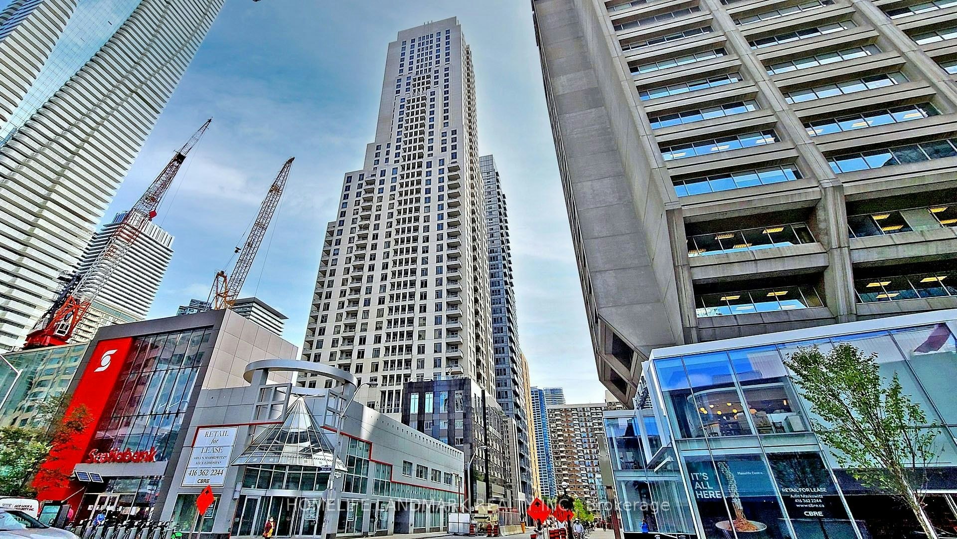 2103-35 Balmuto Street, Toronto, ON, M4Y 0A3 - 2