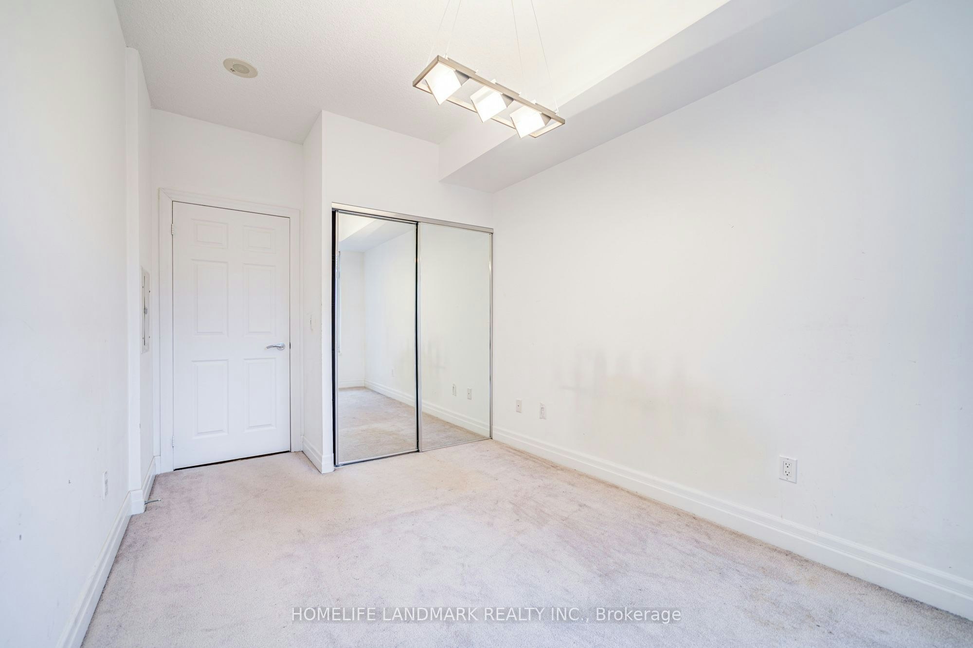 2103-35 Balmuto Street, Toronto, ON, M4Y 0A3 - 27