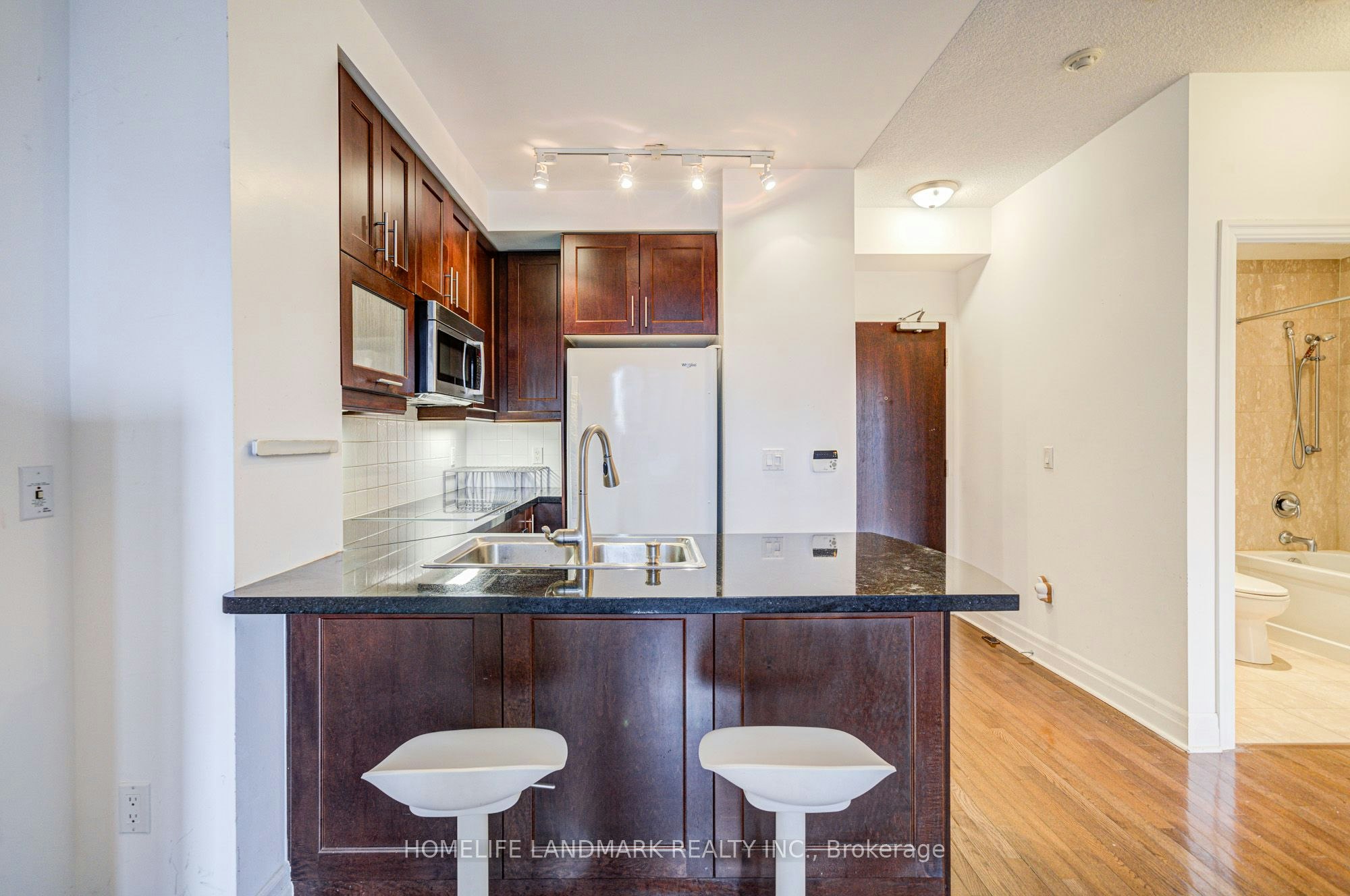 2103-35 Balmuto Street, Toronto, ON, M4Y 0A3 - 13