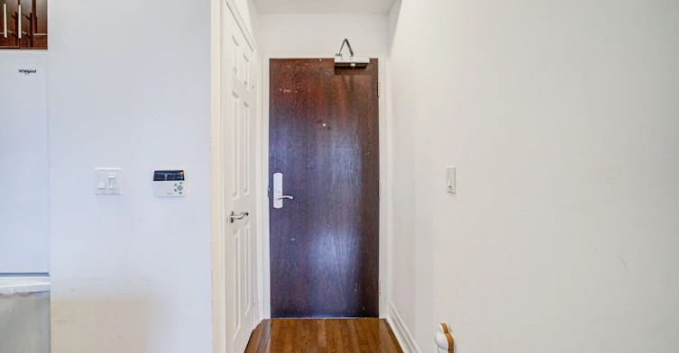 2103-35 Balmuto Street, Toronto, ON, M4Y 0A3 - 8