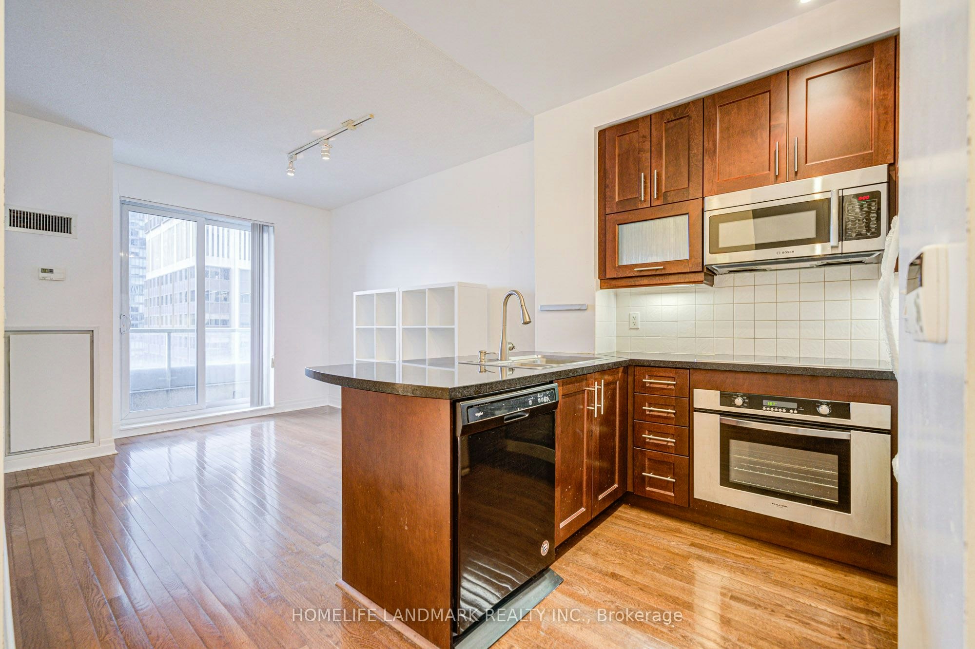 2103-35 Balmuto Street, Toronto, ON, M4Y 0A3 - 10