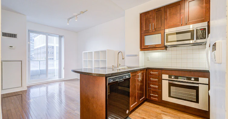 2103-35 Balmuto Street, Toronto, ON, M4Y 0A3 - 10