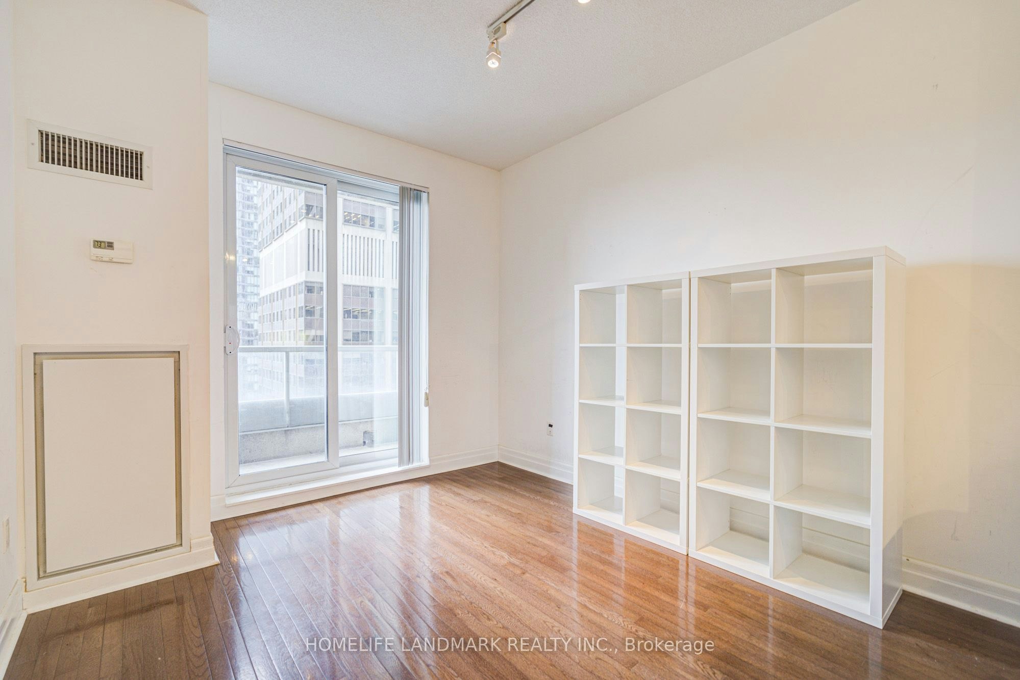 2103-35 Balmuto Street, Toronto, ON, M4Y 0A3 - 16