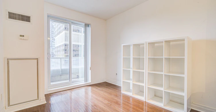 2103-35 Balmuto Street, Toronto, ON, M4Y 0A3 - 16