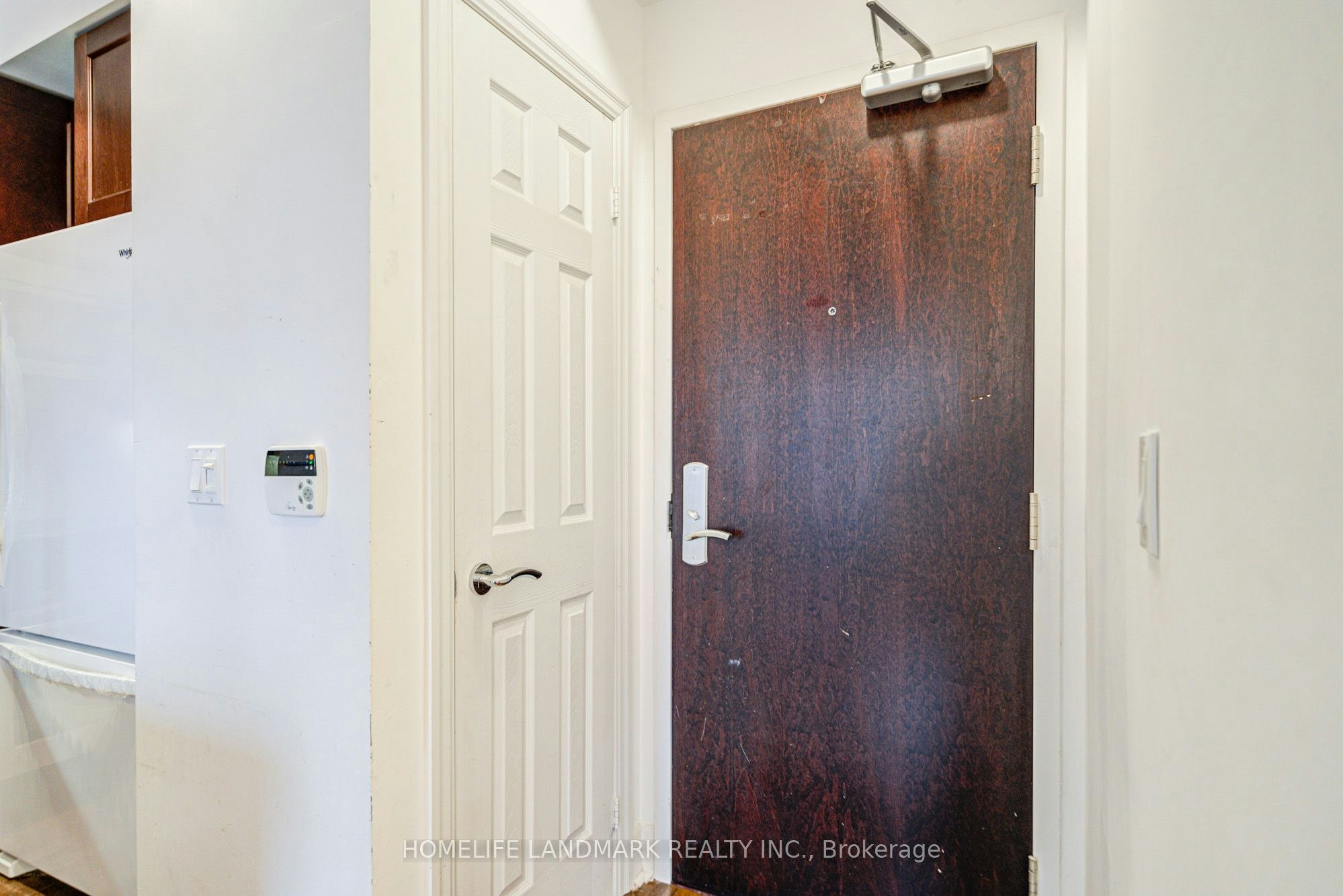 2103-35 Balmuto Street, Toronto, ON, M4Y 0A3 - 9