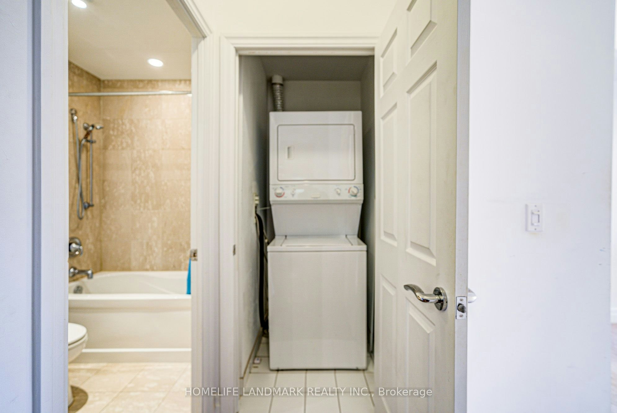 2103-35 Balmuto Street, Toronto, ON, M4Y 0A3 - 23