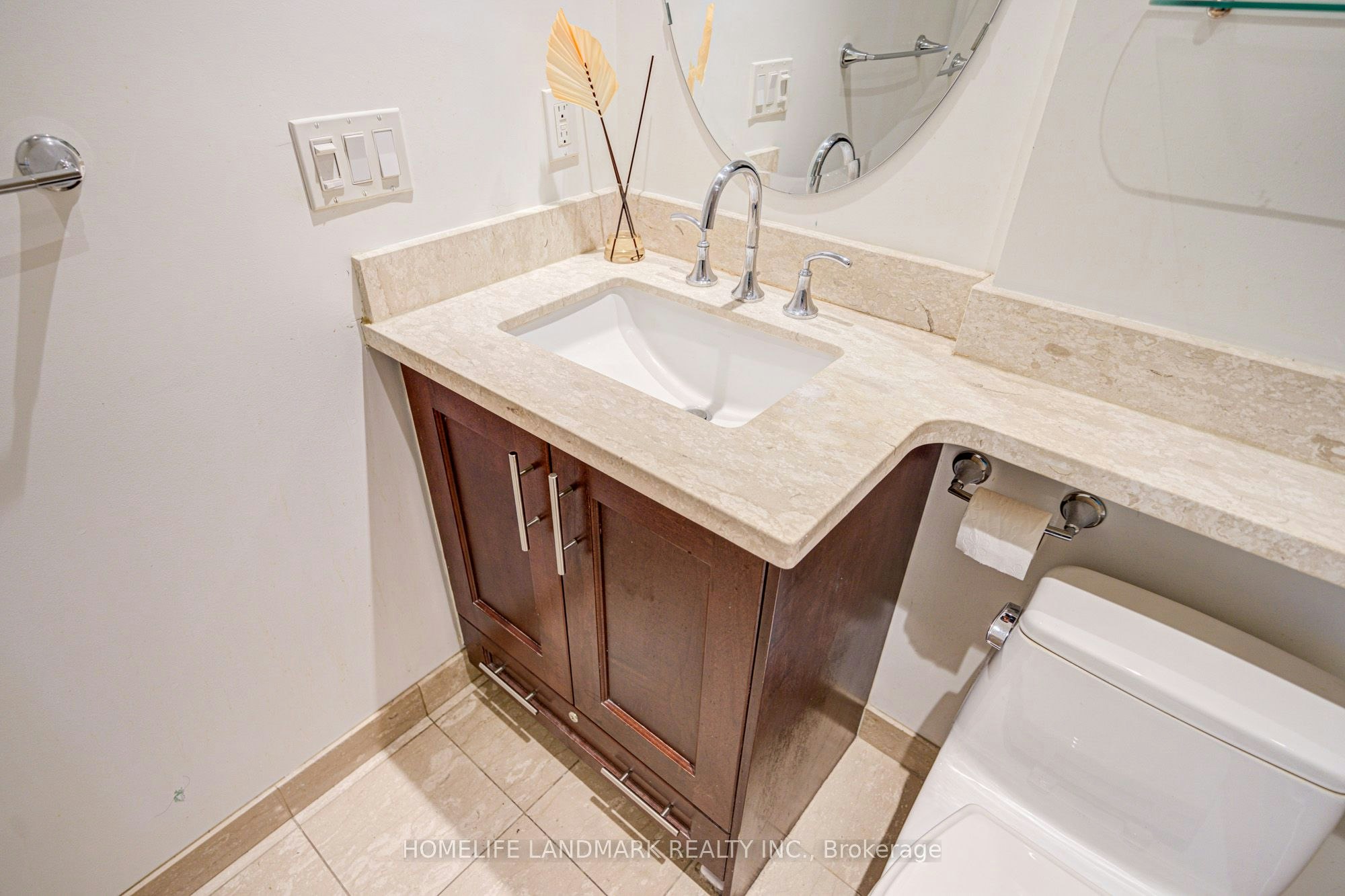 2103-35 Balmuto Street, Toronto, ON, M4Y 0A3 - 22