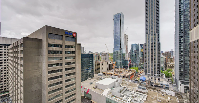 2103-35 Balmuto Street, Toronto, ON, M4Y 0A3 - 33