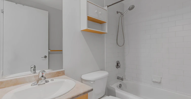 1102-281 Mutual Street, Toronto, ON, M4Y 3C4 - 8