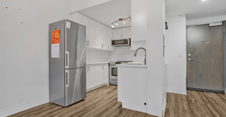 1102-281 Mutual Street, Toronto, ON, M4Y 3C4 - 4
