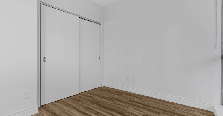 1102-281 Mutual Street, Toronto, ON, M4Y 3C4 - 10