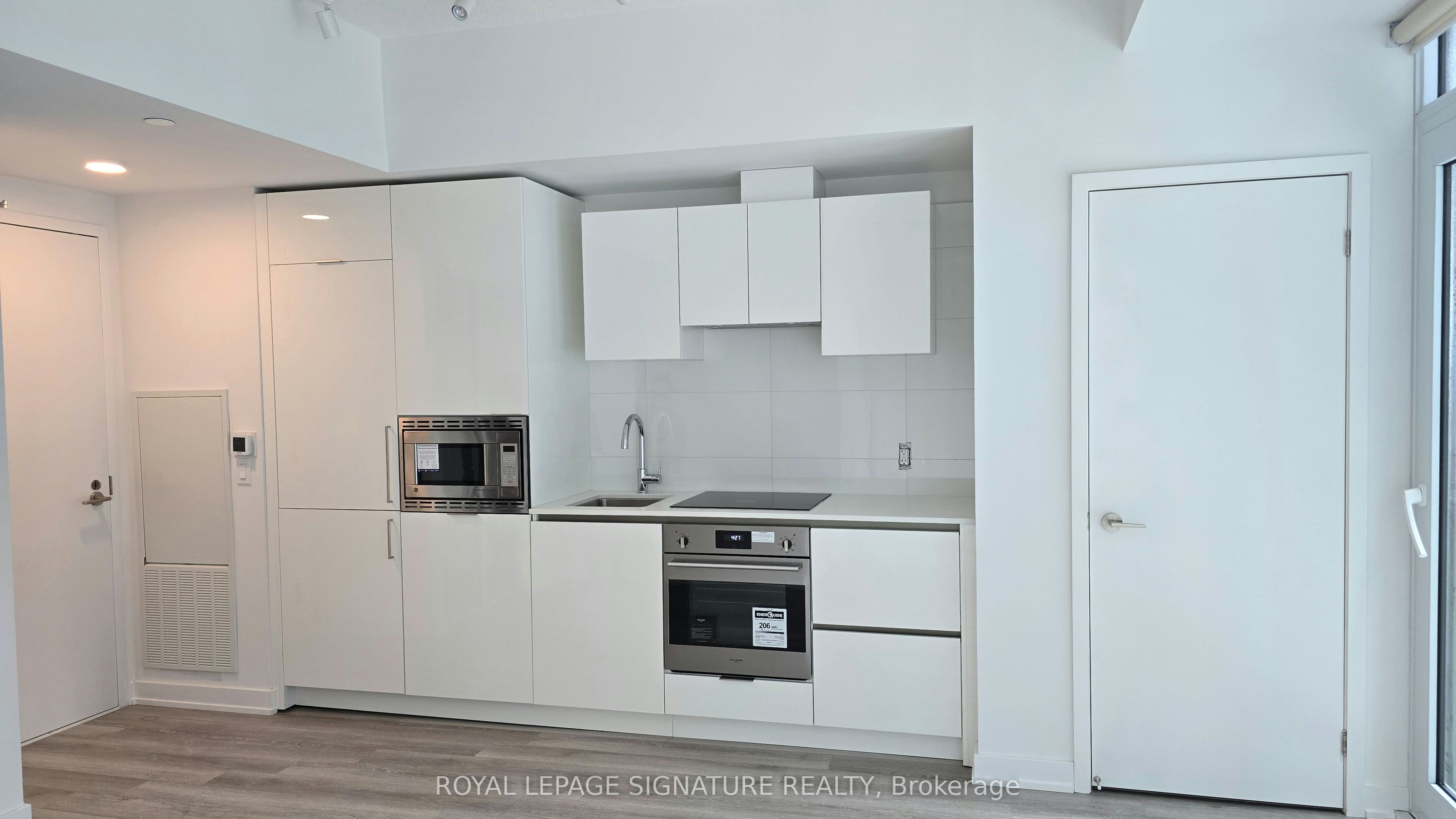 1316-121 St. Patrick Street, Toronto, ON, M5T 3C1 - 6