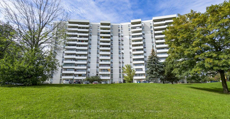 705-6161 Bathurst Street, Toronto, ON, M2R 1Z5