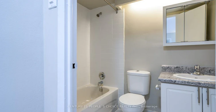 705-6161 Bathurst Street, Toronto, ON, M2R 1Z5 - 5