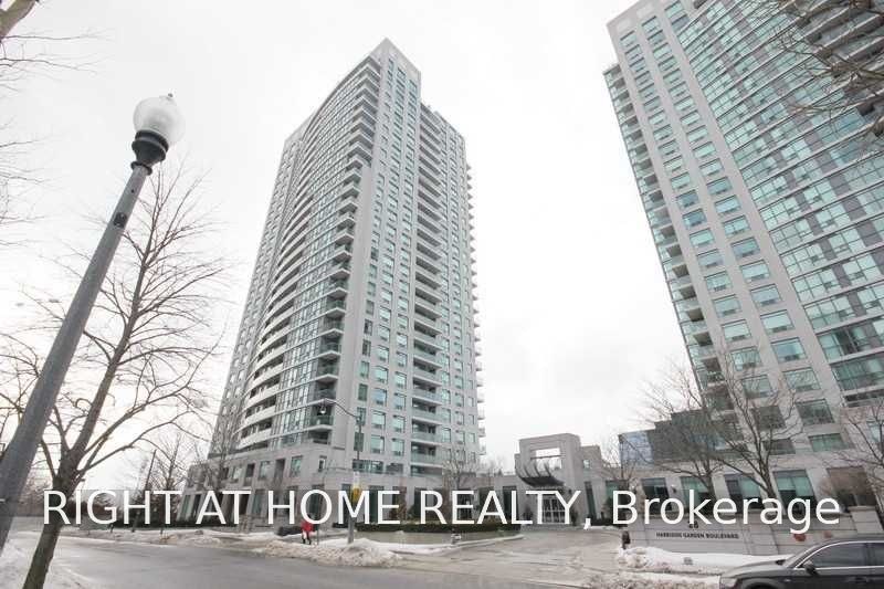 207-30 Harrison Garden Boulevard, Toronto, ON, M2N 7A9