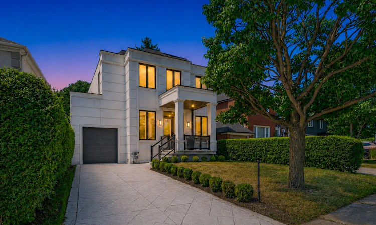 303 Ridley Boulevard