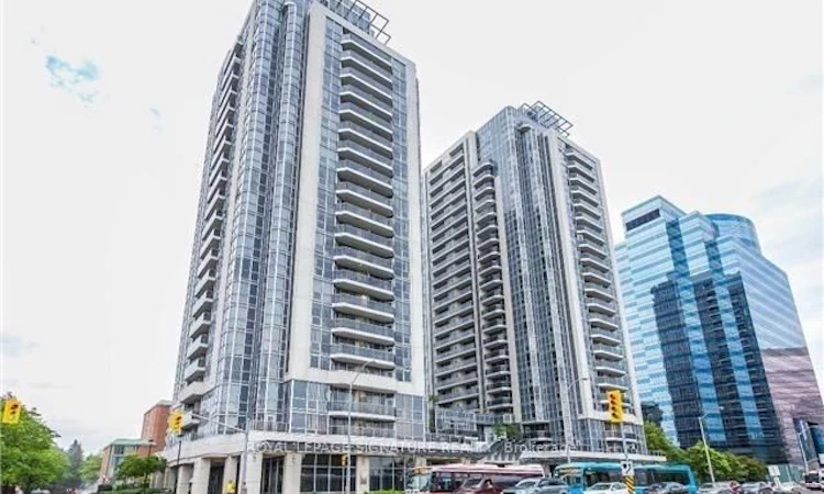 705-5793 Yonge Street
