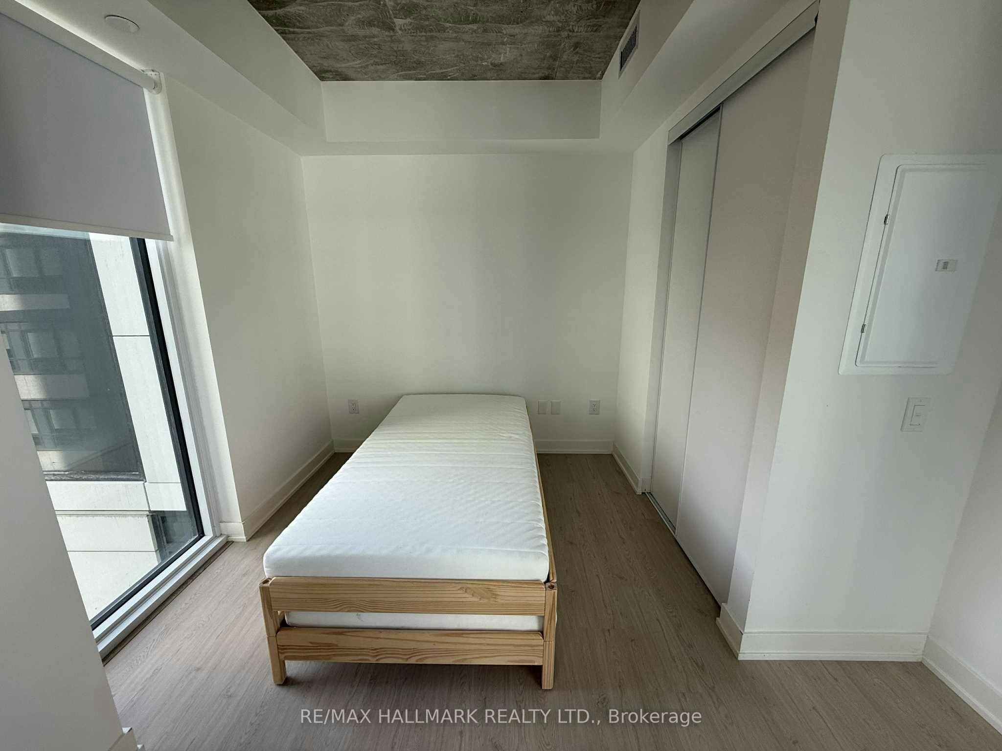 908-65 Mutual Street, Toronto, ON, M5B 0E5 - 12