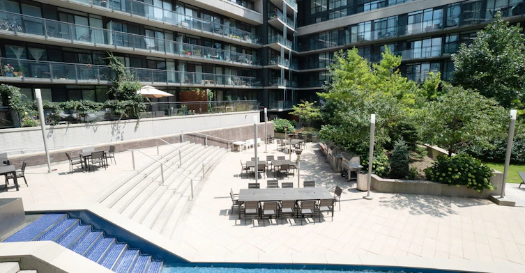310-25 Capreol Court, Toronto, ON, M5V 3Z7 - 6