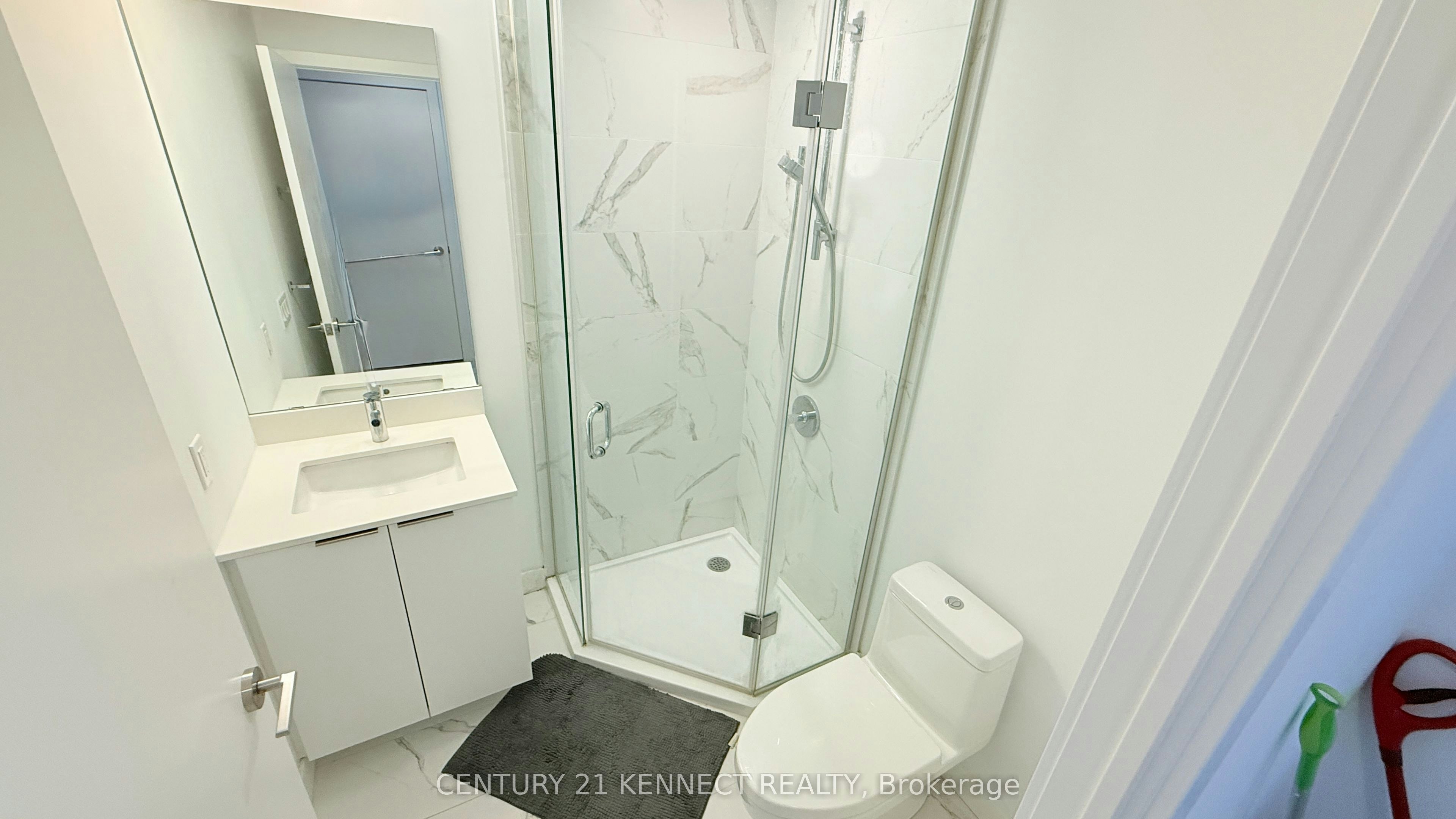 S2110-8 Olympic Garden Drive, Toronto, ON, M2M 0B9 - 12