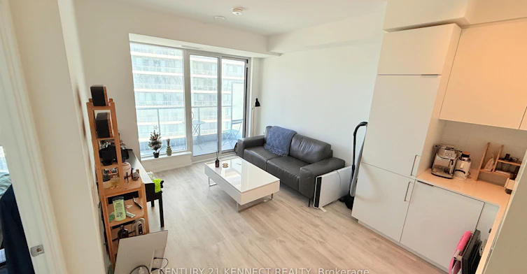 S2110-8 Olympic Garden Drive, Toronto, ON, M2M 0B9 - 3