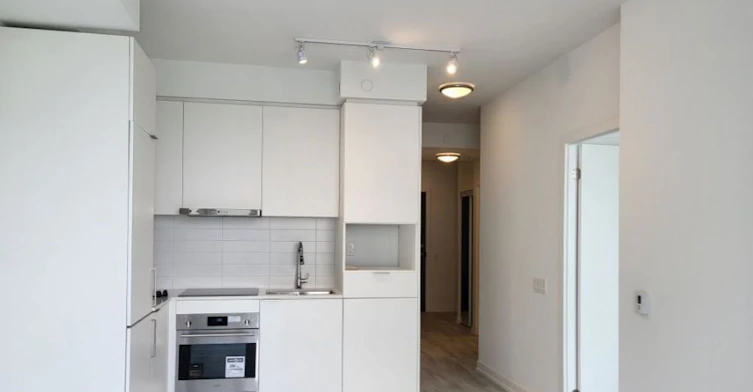 S2110-8 Olympic Garden Drive, Toronto, ON, M2M 0B9 - 8