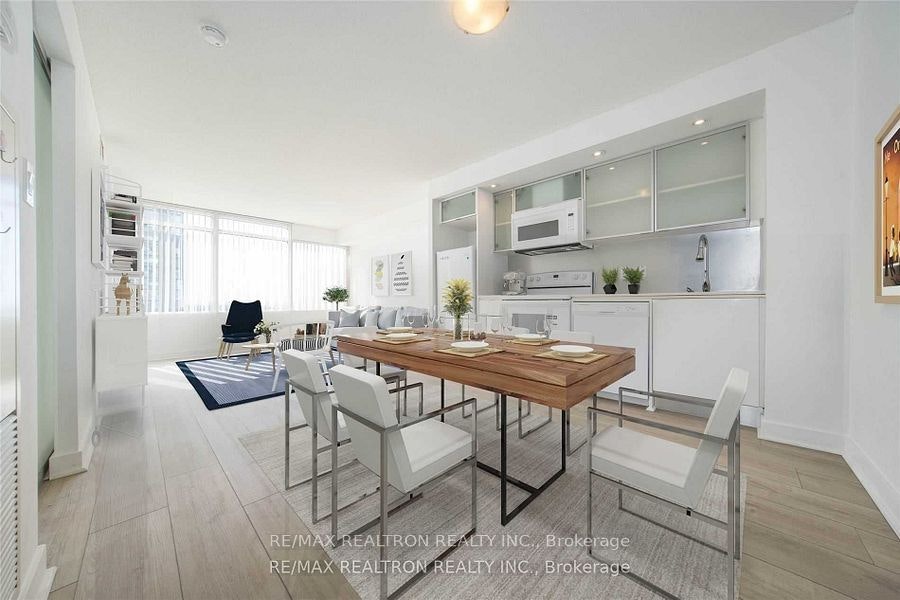 1508-25 Telegram Mews, Toronto, ON, M5V 3Z1 - 3