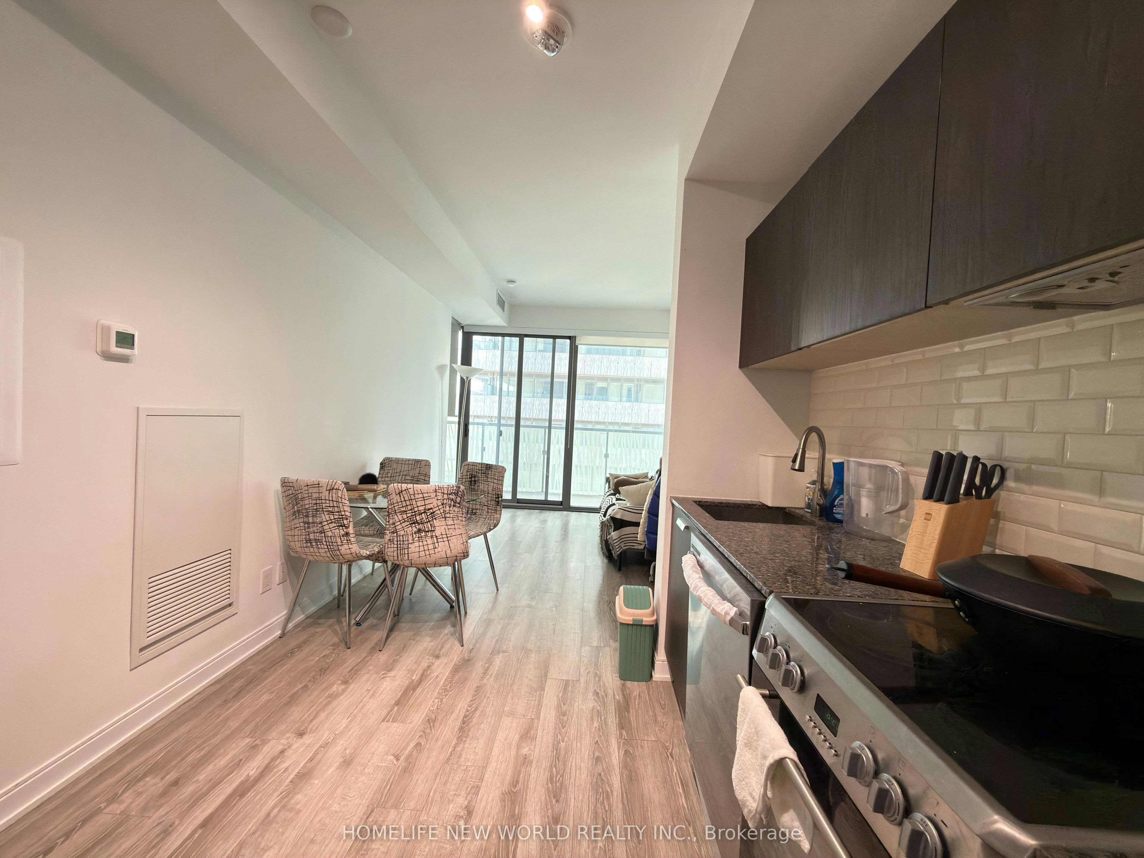 3206-50 Charles Street E, Toronto, ON, M4Y 0C3 - 8