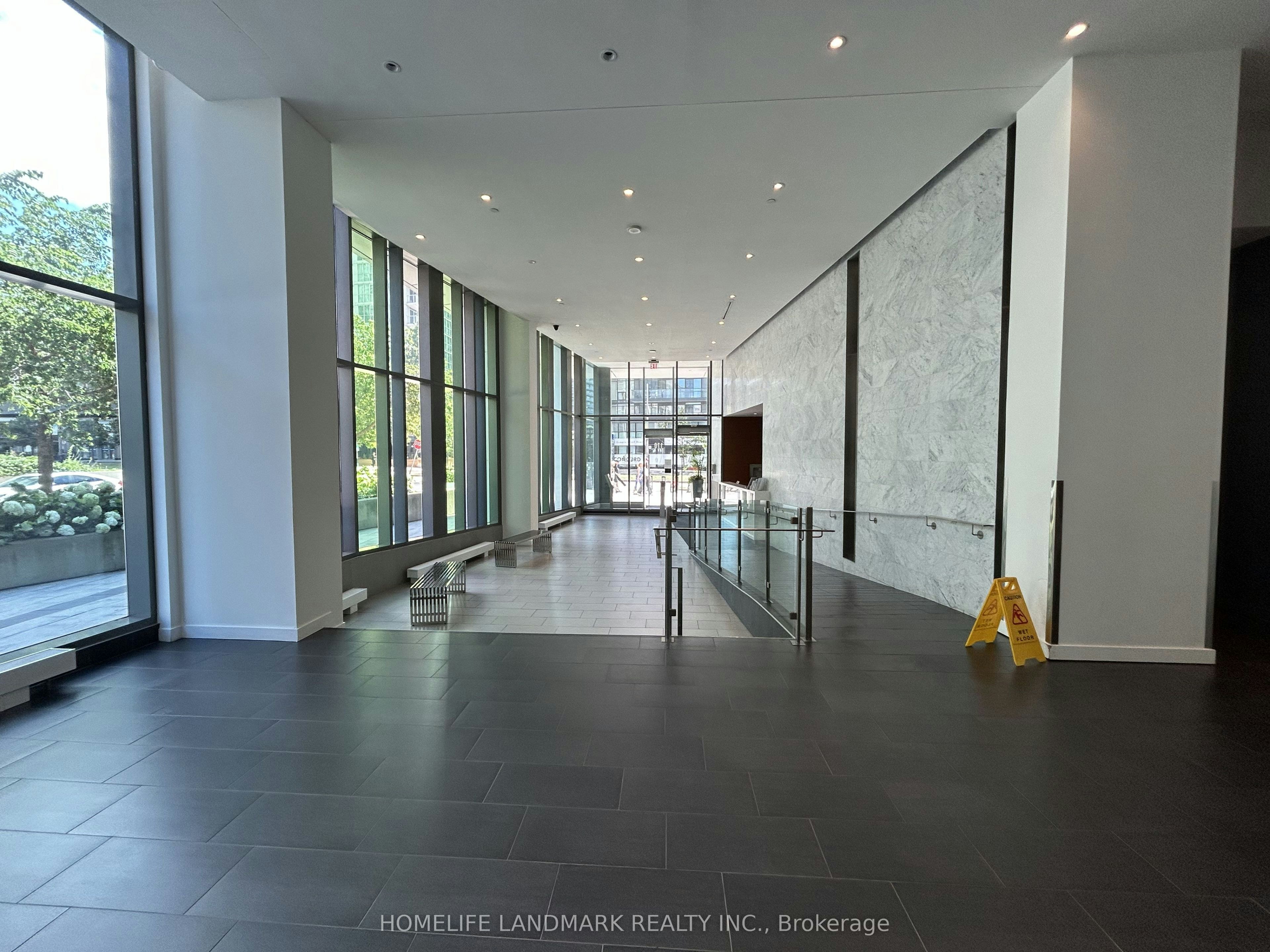 1604-170 Fort York Boulevard, Toronto, ON, M5V 0E6 - 2