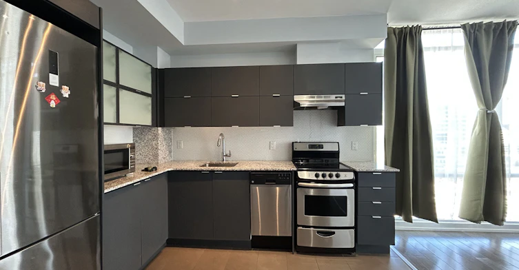 1604-170 Fort York Boulevard, Toronto, ON, M5V 0E6 - 9