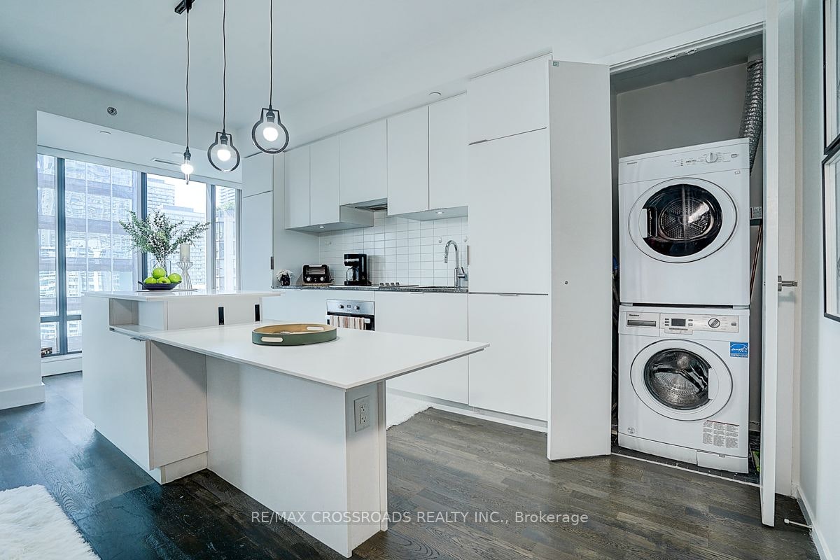 1604-5 St Joseph Street, Toronto, ON, M4Y 1Z3 - 45