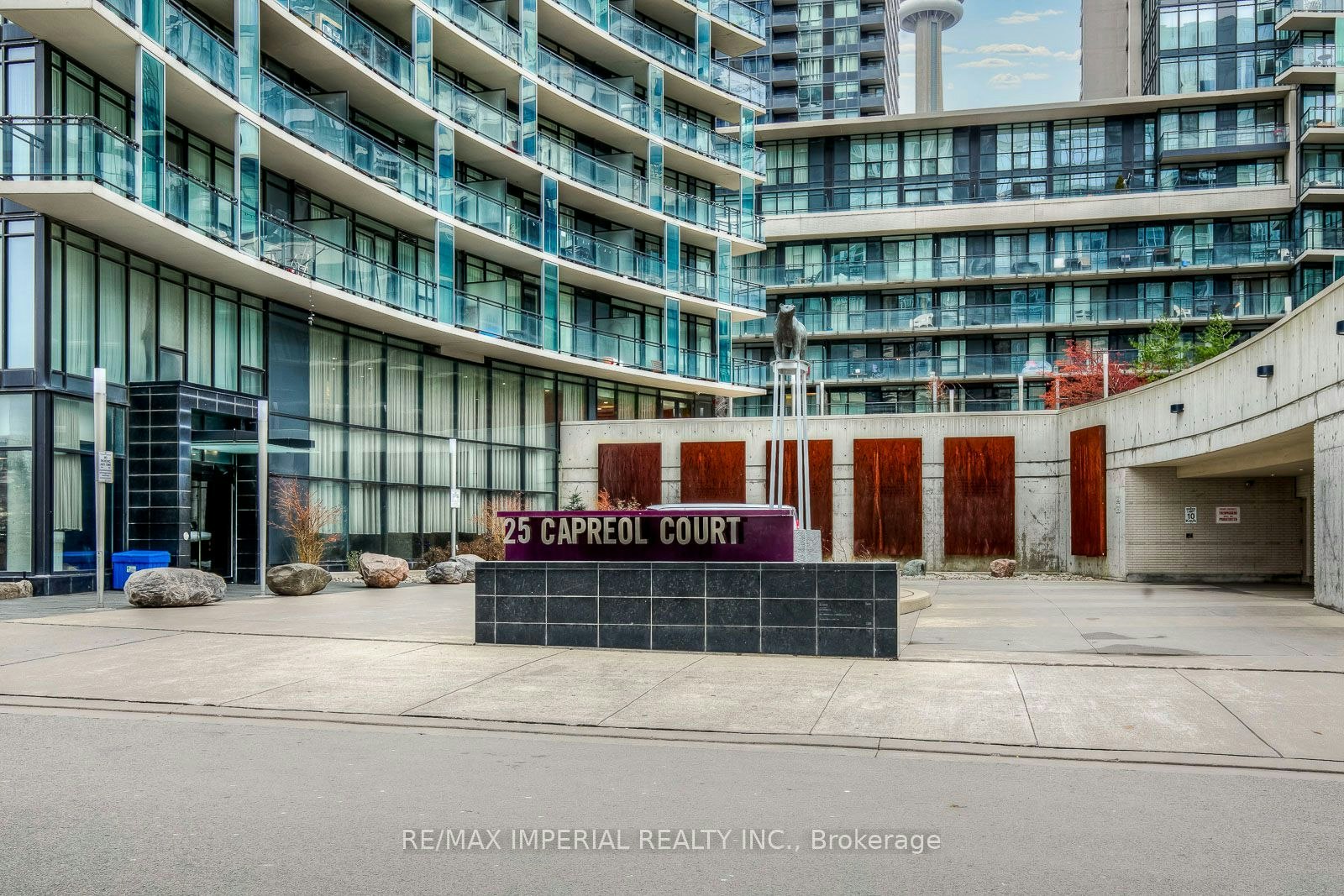 2510-25 Capreol Court, Toronto, ON, M5V 3Z4 - 3