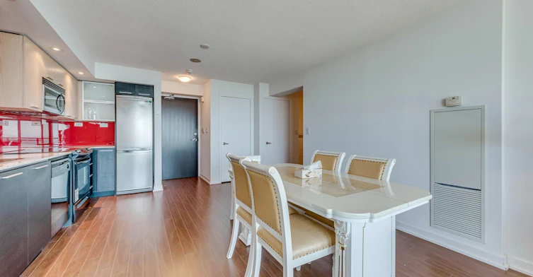 2510-25 Capreol Court, Toronto, ON, M5V 3Z4 - 12