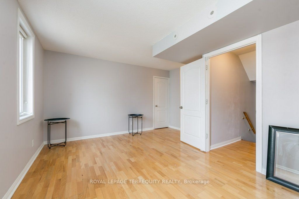 A-11 Crawford Street, Toronto, ON, M6K 3M3 - 17