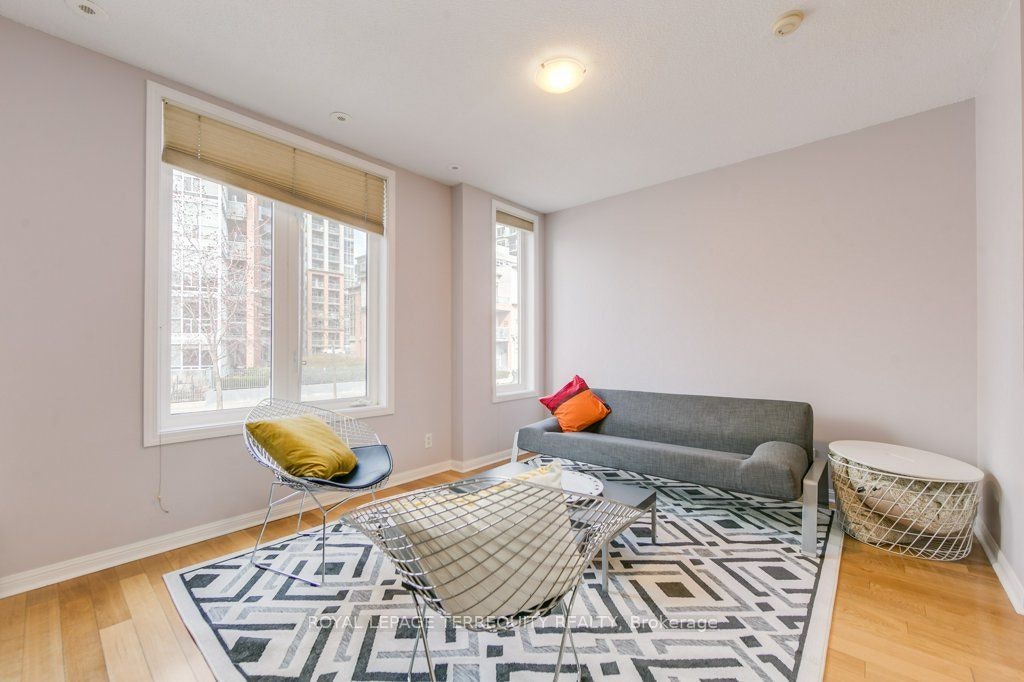 A-11 Crawford Street, Toronto, ON, M6K 3M3 - 4