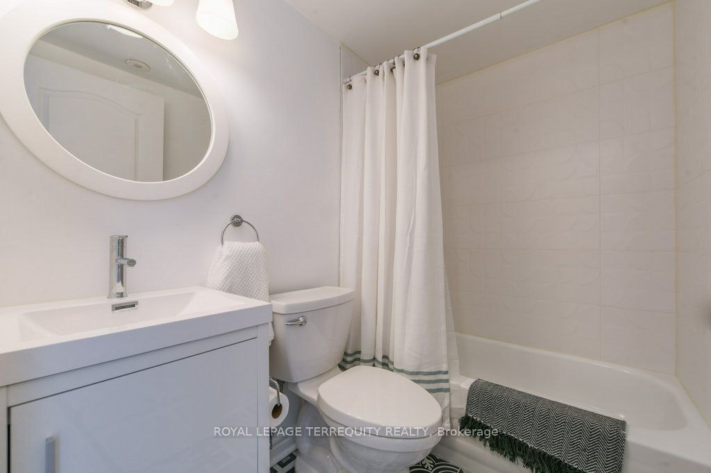 A-11 Crawford Street, Toronto, ON, M6K 3M3 - 15