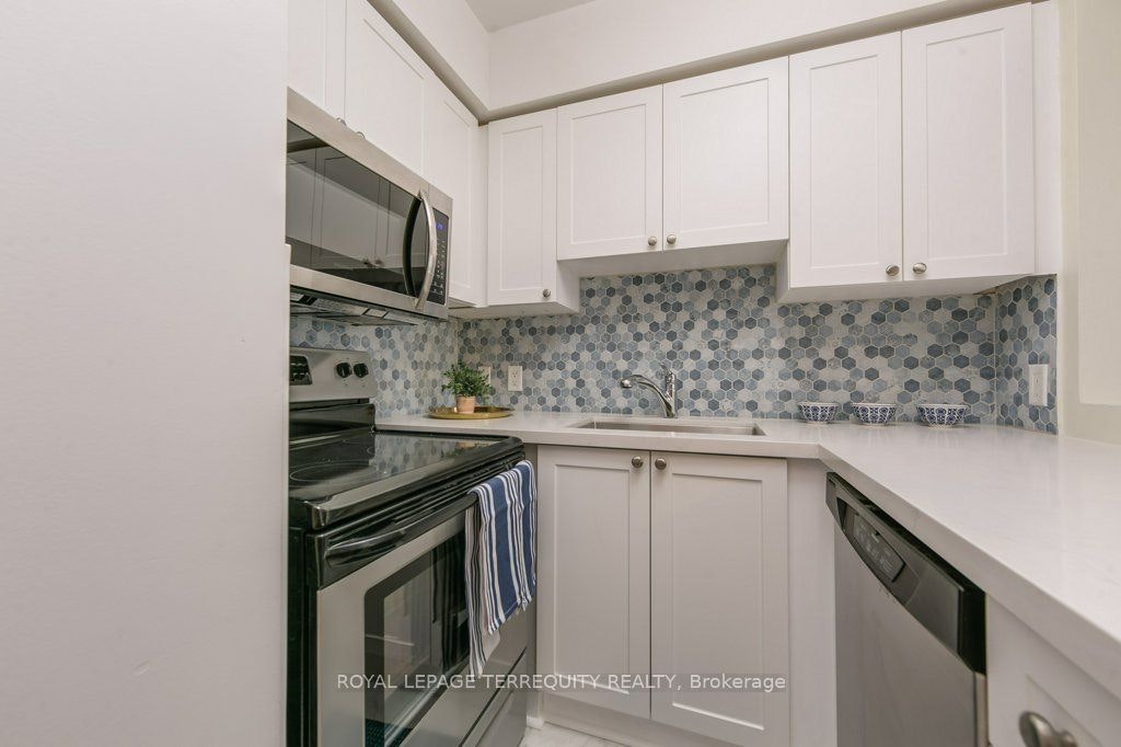 A-11 Crawford Street, Toronto, ON, M6K 3M3 - 10