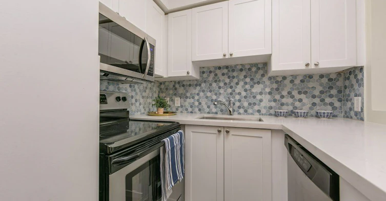 A-11 Crawford Street, Toronto, ON, M6K 3M3 - 10